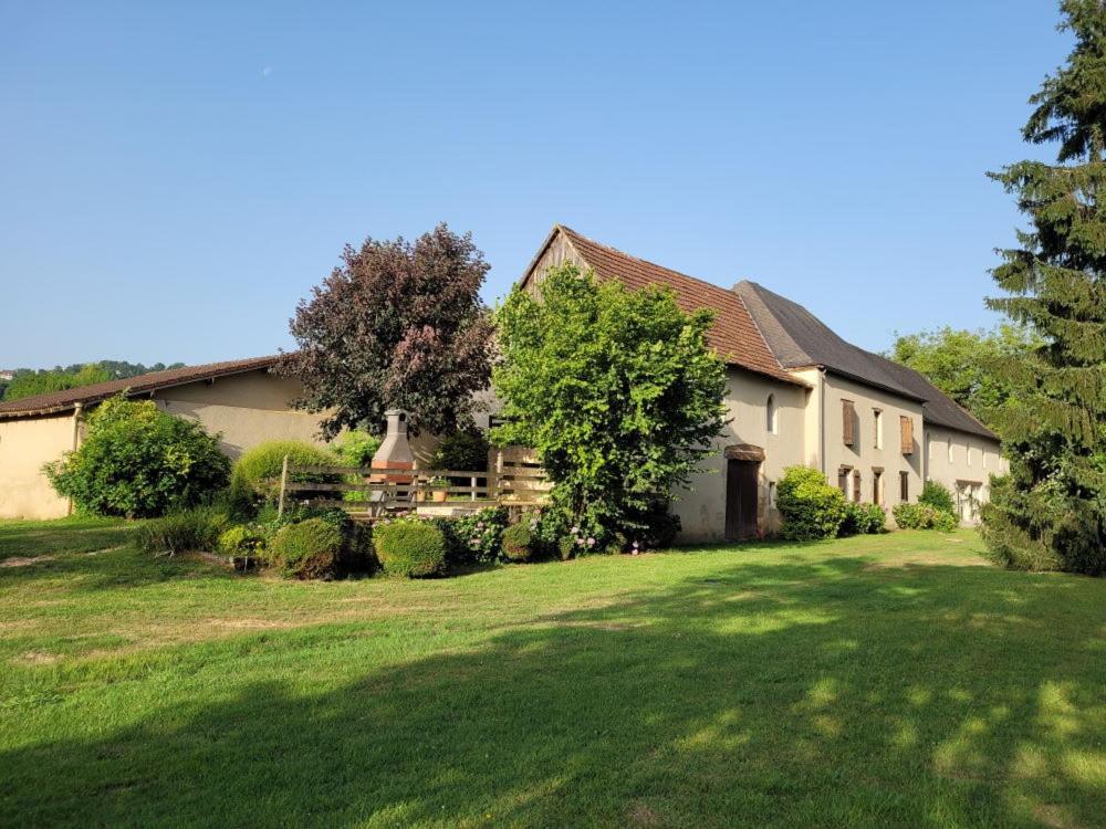 Domaine Des Escouanes Hotel Prudhomat Exterior photo